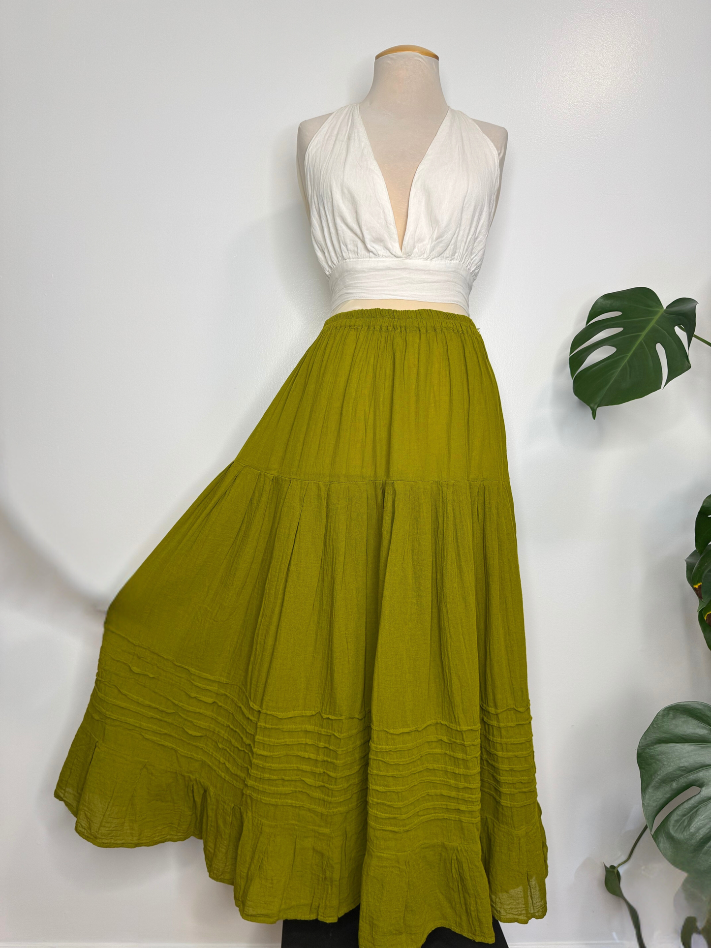 The Akna Maxi Skirt - Green