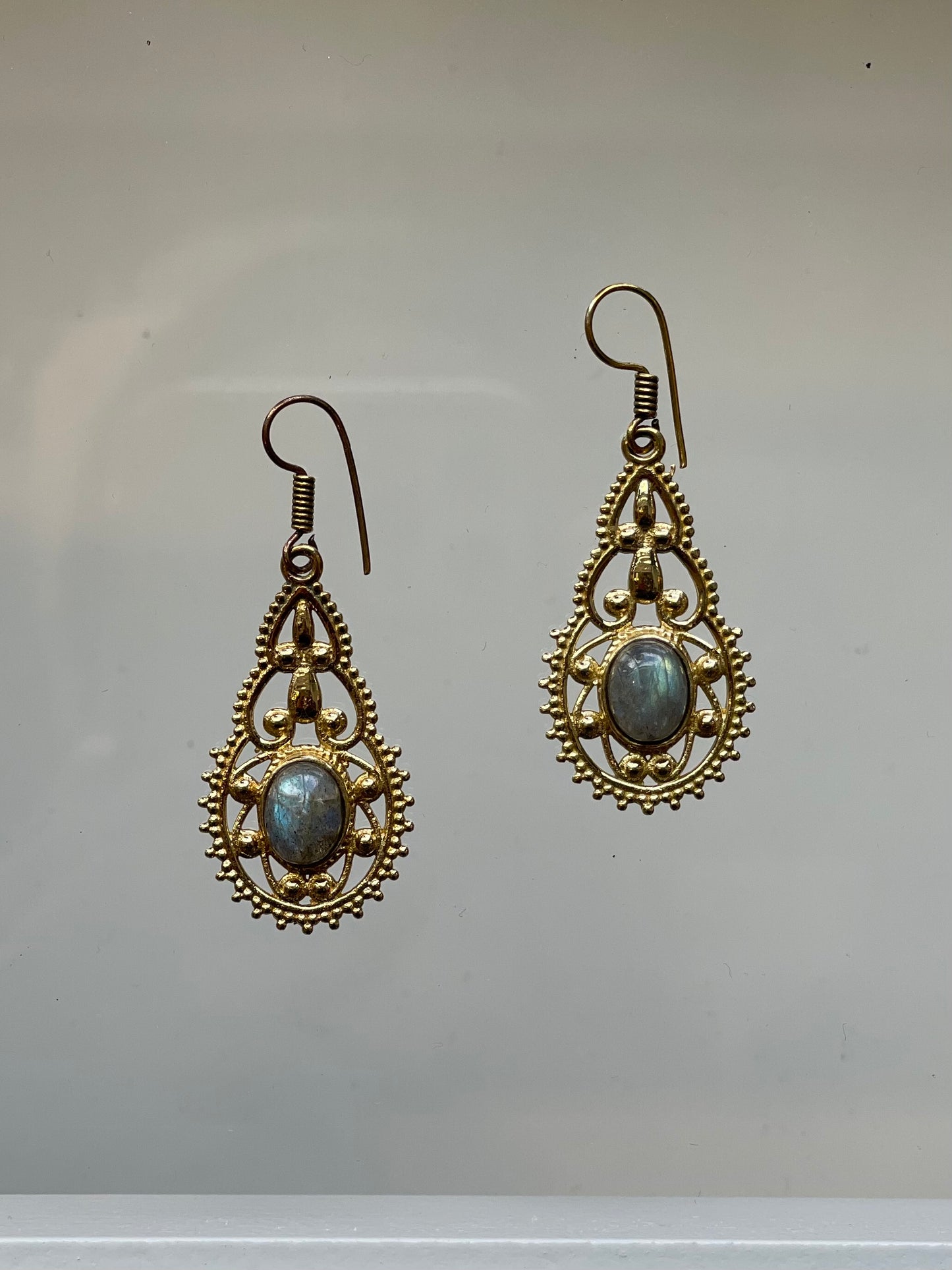 Asha Stone Earring