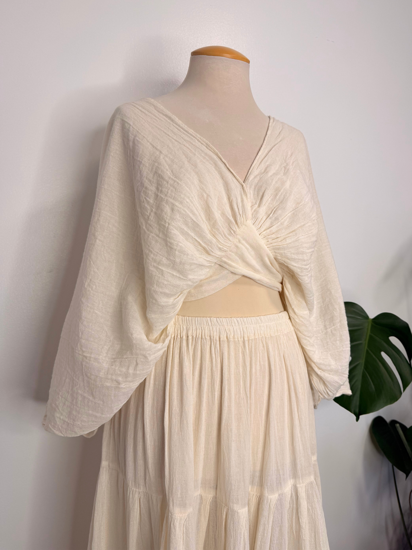 The Nicte Balloon Top - Cream