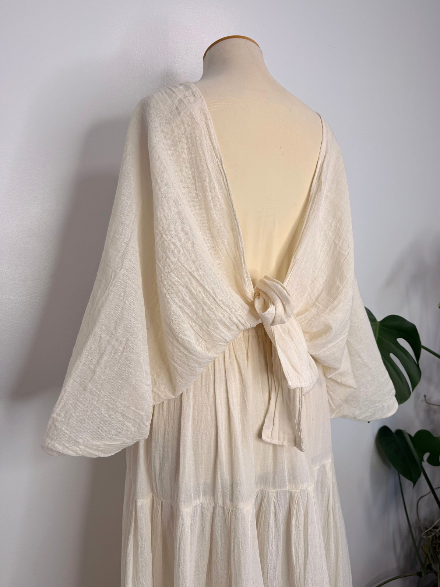 The Nicte Balloon Top - Cream