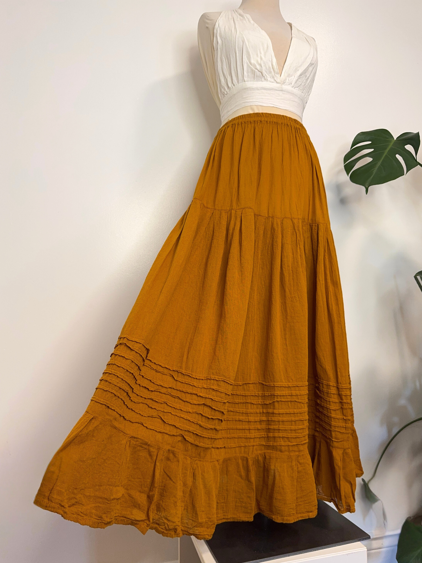 The Akna Maxi Skirt - Burnt Orange