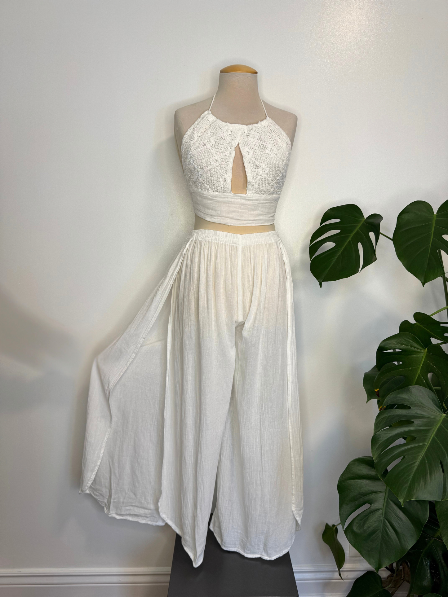 The Sacil  Flowy Pant Set - White