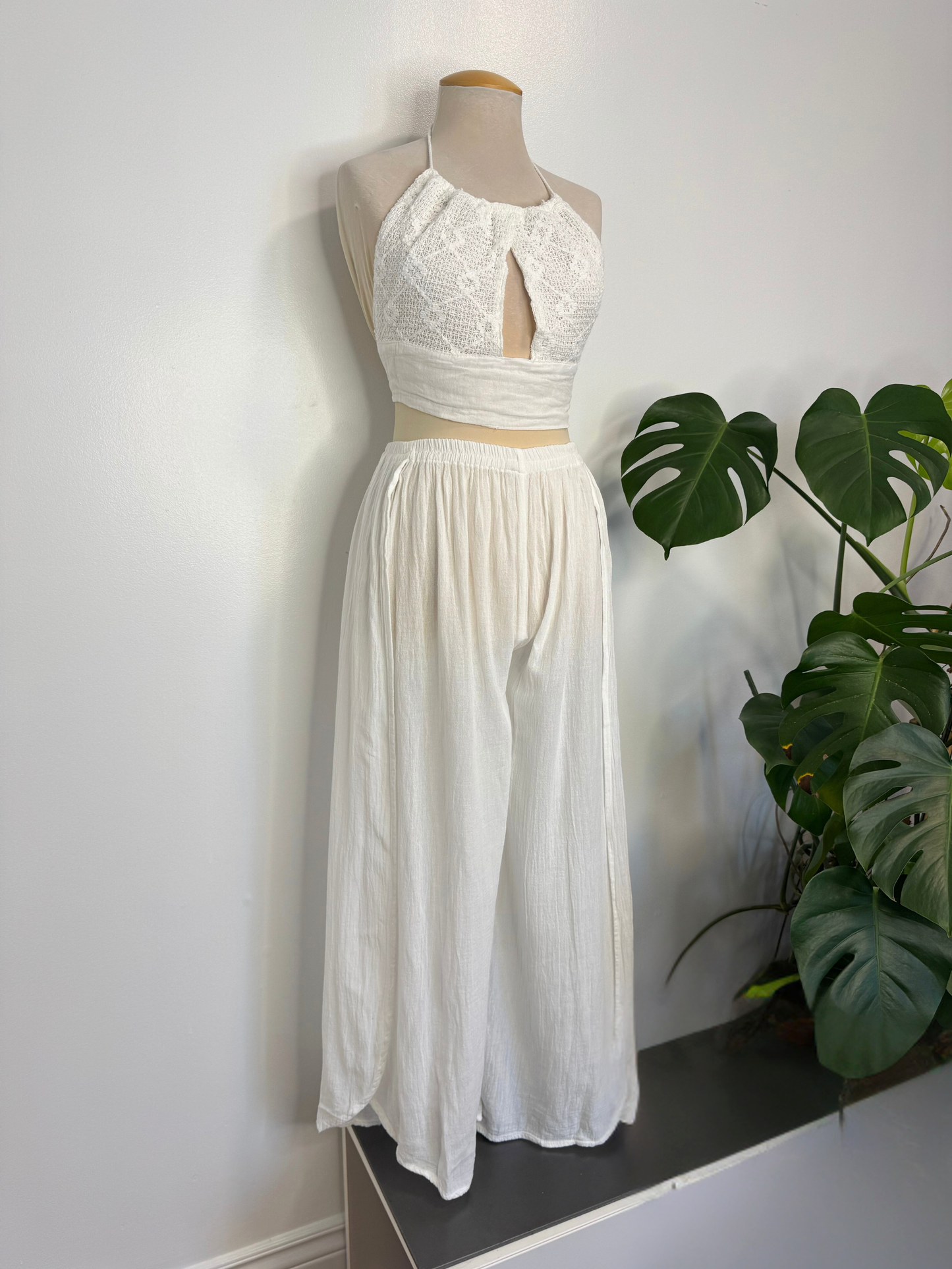 The Sacil  Flowy Pant Set - White