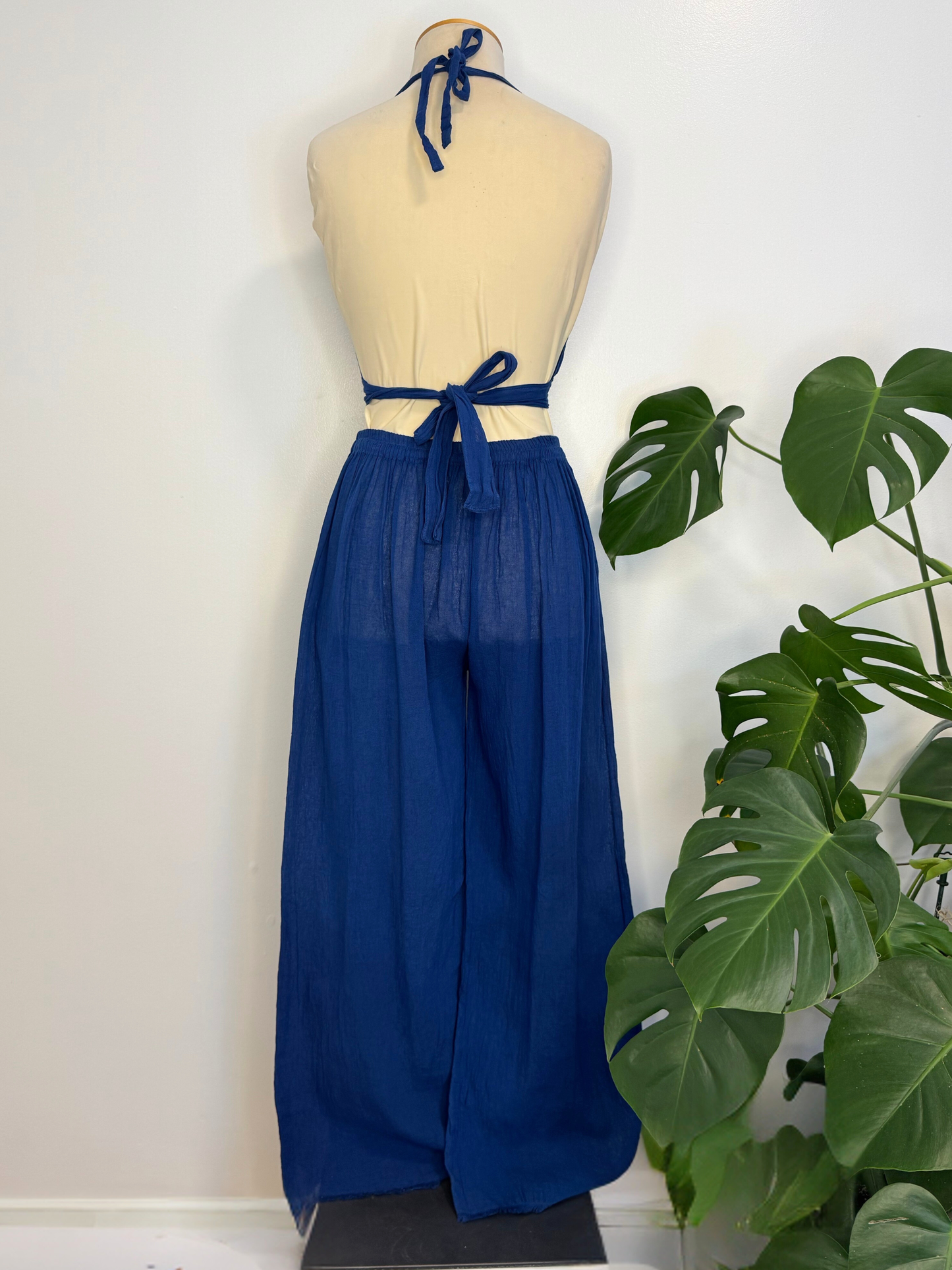 The Dacey Set - Blue